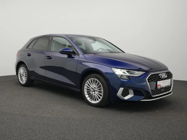 AUDI A3 Sportback PHEV (2024) — foto 12 van 30