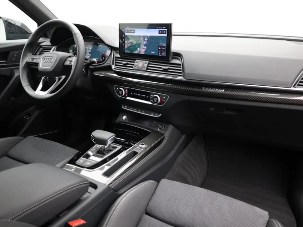 AUDI Q5 Sportback PHEV (2025) — foto 19 van 25