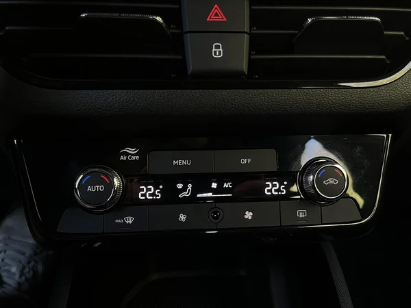 SKODA Kamiq (2024) — foto 4 van 20