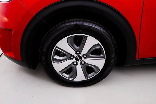 Kia Niro HEV (2019) — foto 2 van 76