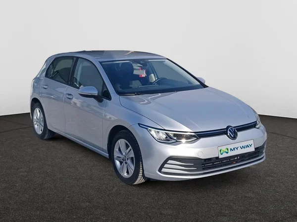 VOLKSWAGEN Golf VIII (2021) — foto 11 van 19