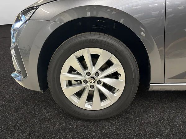SKODA Scala (2025) — foto 4 van 14