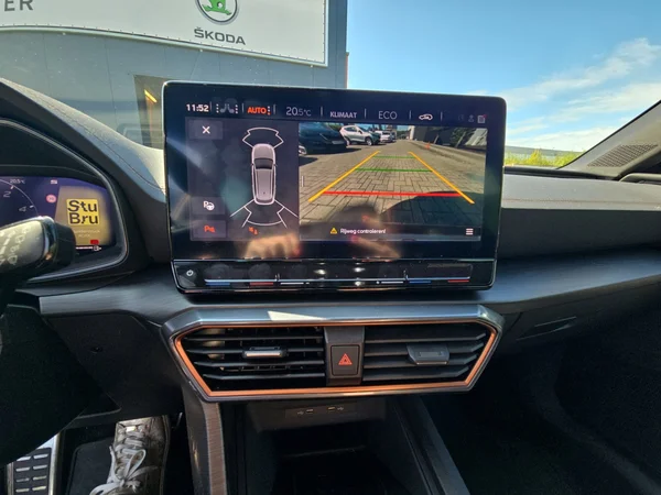 CUPRA Leon ST (2023) — foto 9 van 23