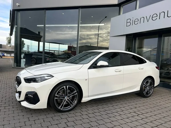 Bmw 218 (2022) — foto 10 van 22