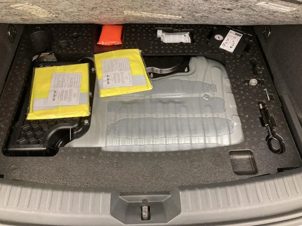 CUPRA Leon e-Hybrid (PHEV) (2023) — foto 28 van 37