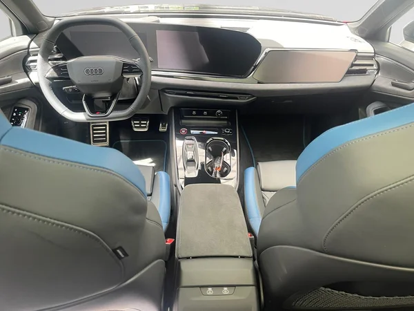 AUDI A5 Avant e-hybrid (PHEV) (2026) — foto 13 van 16