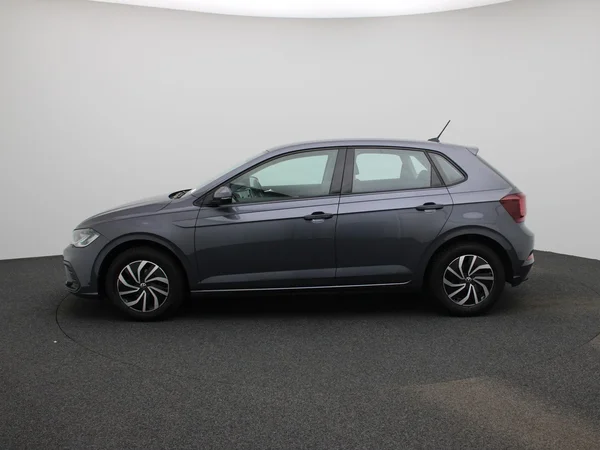 Volkswagen Polo (2023) — foto 33 van 37
