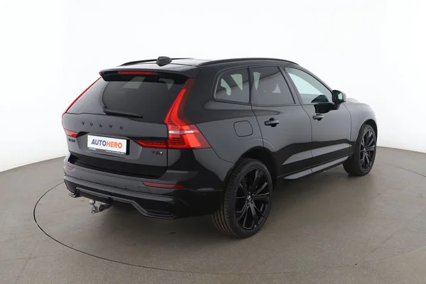 Volvo XC60 (2024) — foto 12 van 16