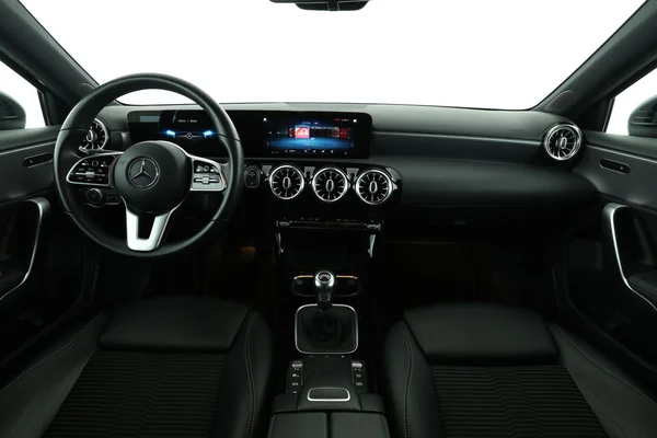 Mercedes-Benz A-Klasse (2020) — foto 3 van 16
