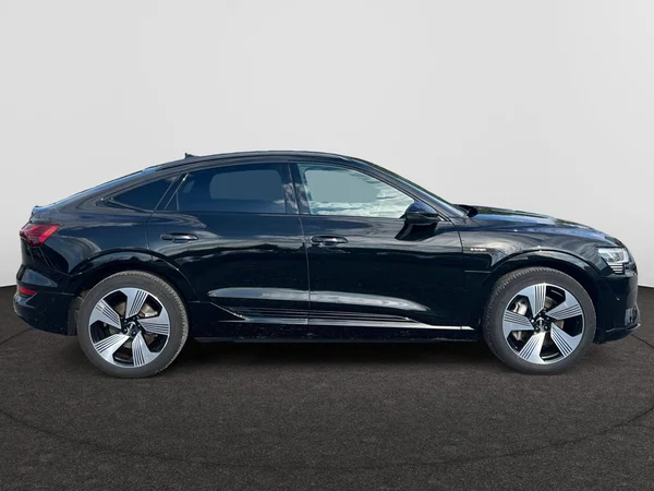 AUDI e-tron Sportback (2020) — foto 15 van 24