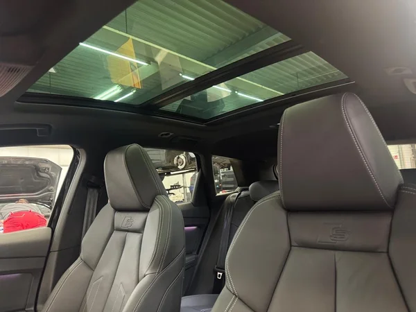 AUDI Q4 e-tron (2024) — foto 10 van 18
