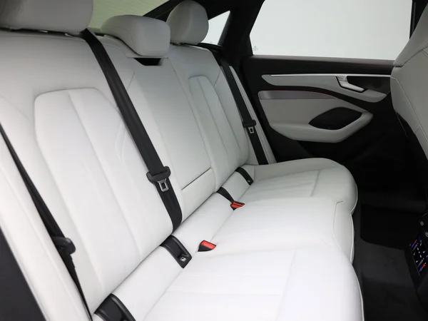 AUDI A6 (2025) — foto 6 van 32