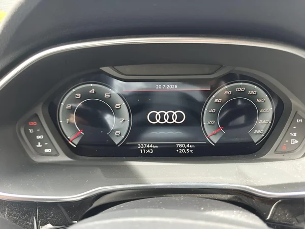 Audi Q3 (2024) — foto 14 van 21