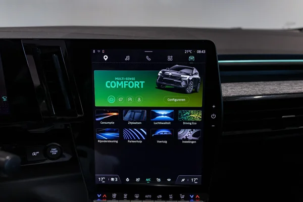 Renault Austral (2023) — foto 24 van 34