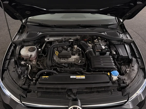 VOLKSWAGEN Golf Variant (2022) — foto 6 van 28