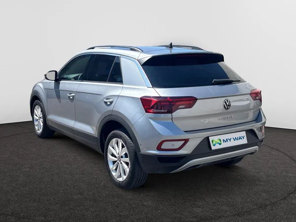 VOLKSWAGEN T-Roc (2023) — foto 12 van 19