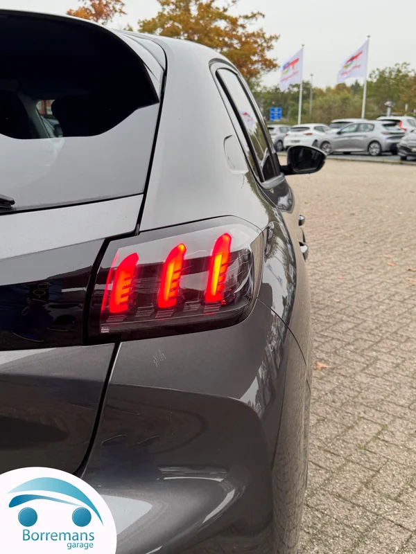 Peugeot 208 (2022) — foto 4 van 34