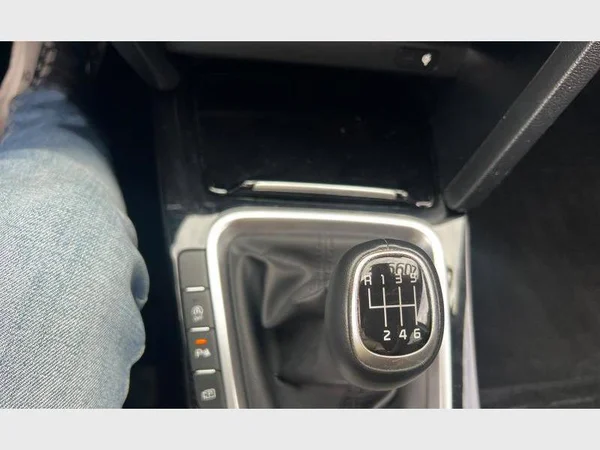 Kia XCEED (2023) — foto 15 van 25