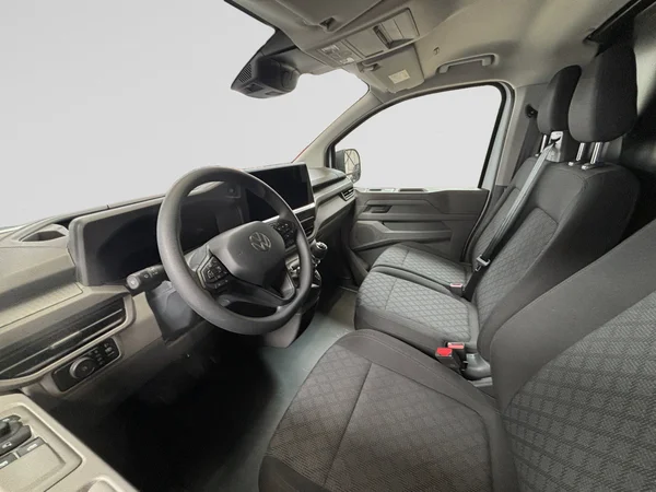 VOLKSWAGEN Transporter T7 26 Fou Swb (2025) — foto 9 van 18