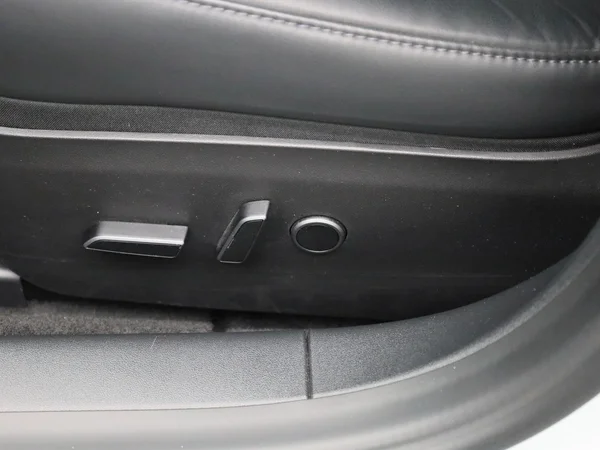 Tesla Model 3 (2022) — foto 21 van 40