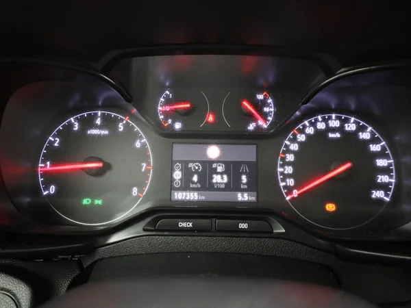 Opel Combo (2022) — foto 8 van 33