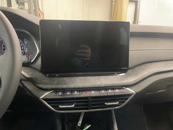 SKODA Octavia Combi (2025) — foto 4 van 21