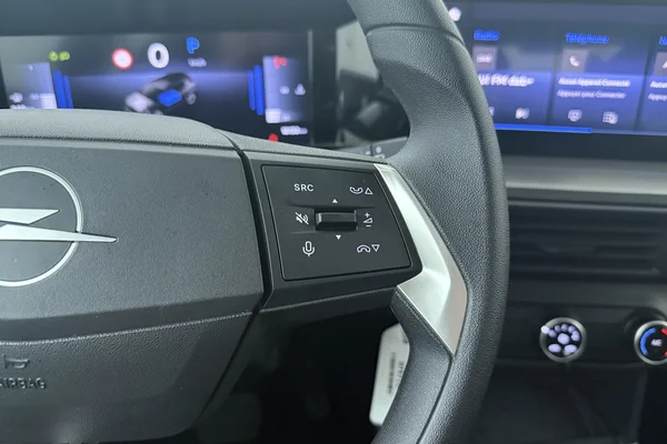 Opel Frontera (2025) — foto 7 van 23