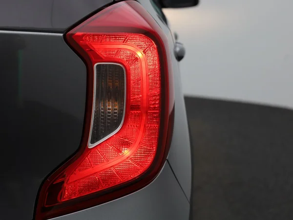 Kia Picanto (2022) — foto 27 van 37