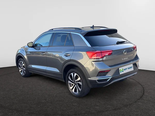 VOLKSWAGEN T-Roc (2021) — foto 9 van 16