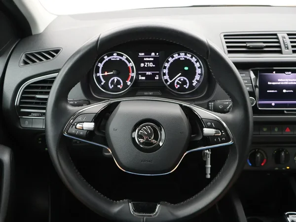 Škoda Fabia (2021) — foto 8 van 24
