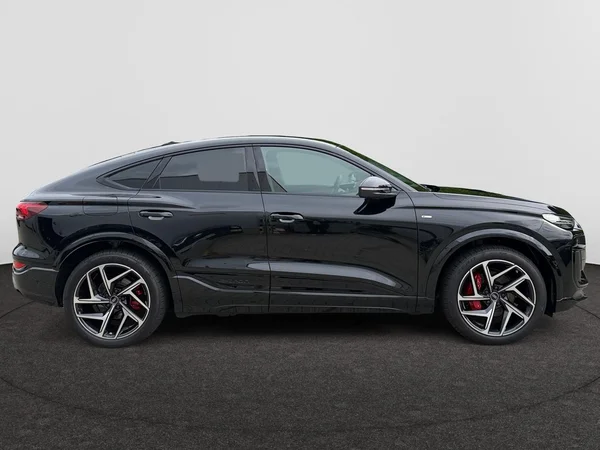AUDI Q6 Sportback e-tron (2026) — foto 3 van 16
