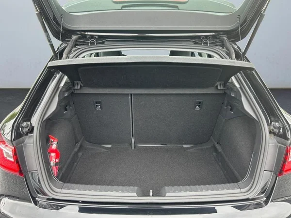 AUDI A1 Allstreet (2023) — foto 25 van 31