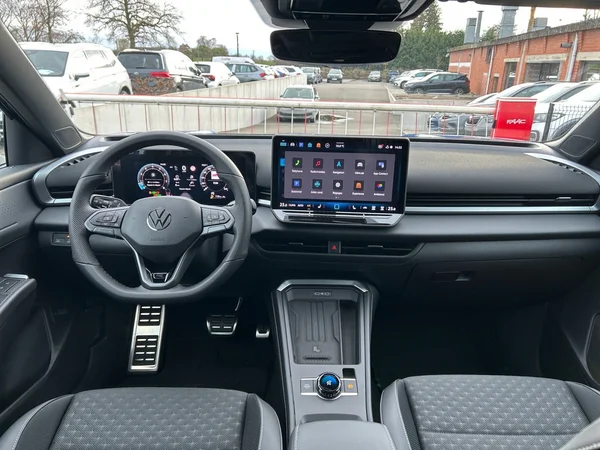VOLKSWAGEN T-Roc (2026) — foto 5 van 14