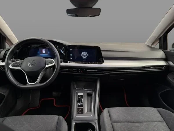 Volkswagen Golf (2024) — foto 2 van 17