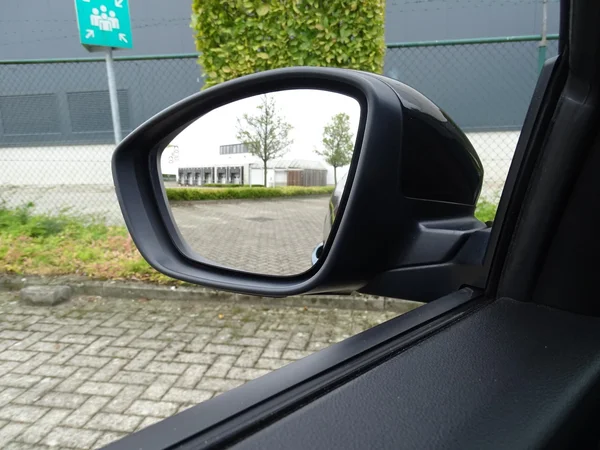 Alfa Romeo Junior (2026) — foto 16 van 31