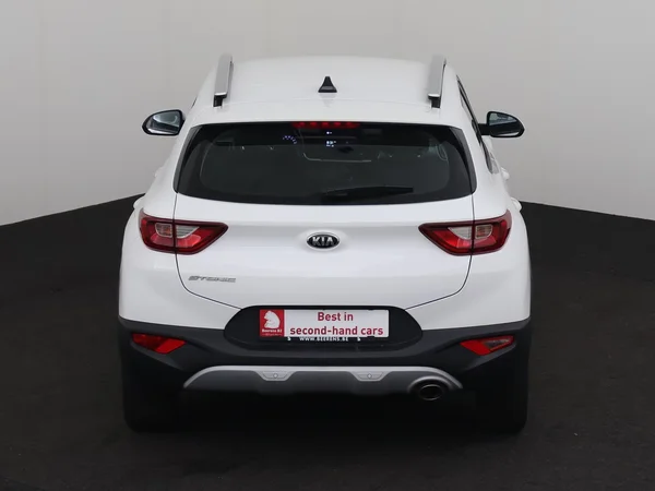 KIA Stonic (2021) — foto 22 van 25