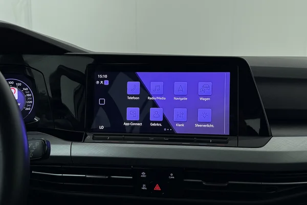 Volkswagen Golf VIII (2024) — foto 3 van 17