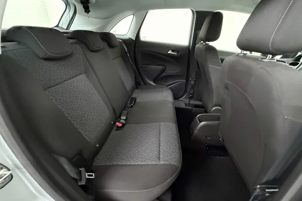 Opel Crossland (2022) — foto 26 van 26