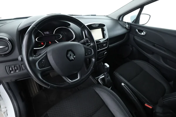 Renault Clio (2017) — foto 2 van 16