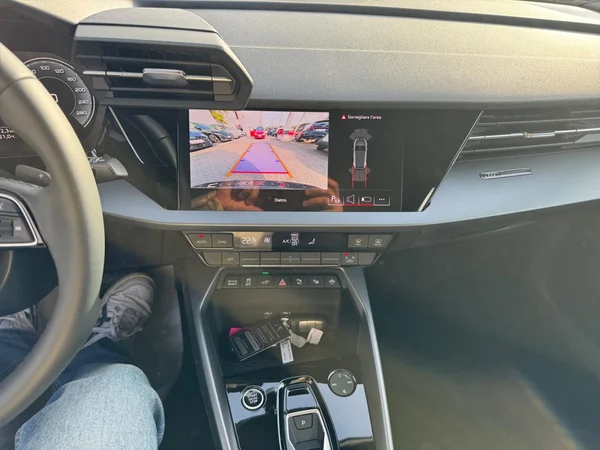 AUDI A3 Allstreet PHEV (2025) — foto 3 van 24