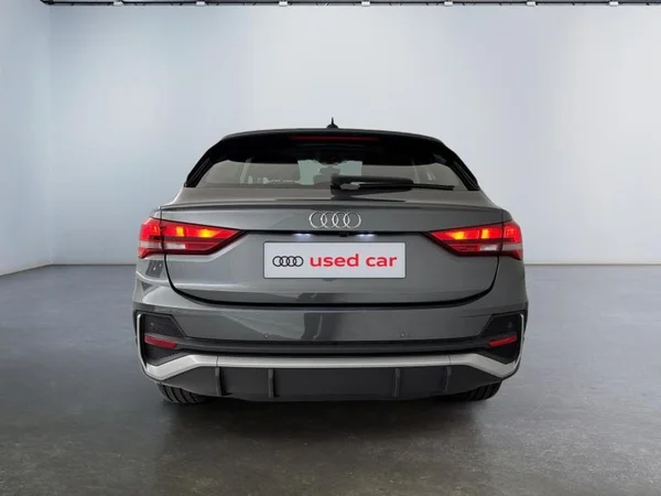 AUDI Q3 Sportback Dsl (2023) — foto 31 van 35