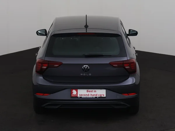 VOLKSWAGEN Polo (2022) — foto 24 van 27