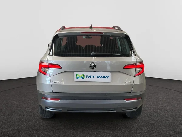 SKODA Karoq Dsl (2019) — foto 17 van 22