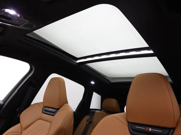 AUDI Q6 e-tron (2026) — foto 15 van 33