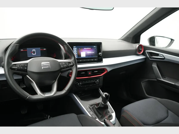SEAT Arona (2025) — foto 2 van 24