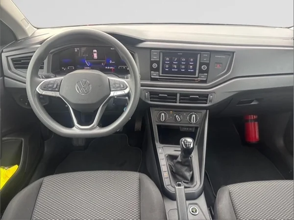 VOLKSWAGEN Taigo (2024) — foto 2 van 16