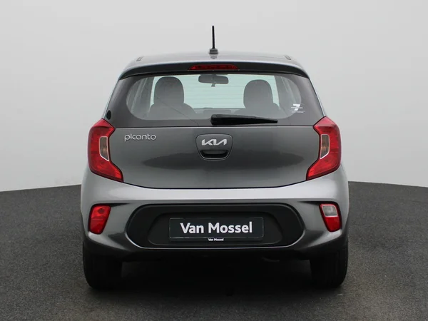Kia Picanto (2022) — foto 33 van 37