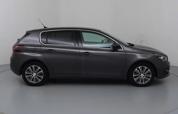 Peugeot 308 (2021) — foto 42 van 45