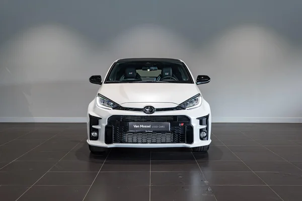 Toyota Yaris (2024) — foto 12 van 39