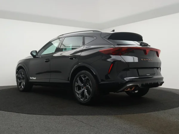 CUPRA Formentor e-Hybrid (PHEV) (2025) — foto 19 van 23